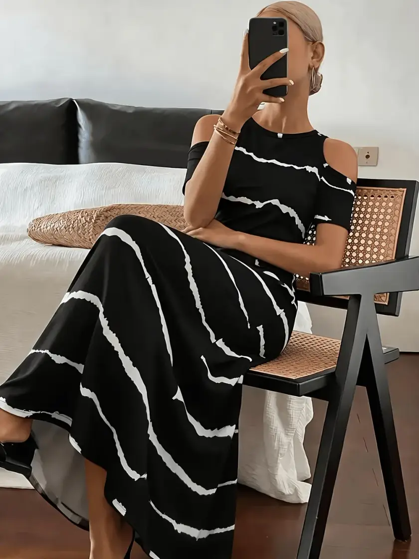 Women's Striped Cold Shoulder Maxi Dress