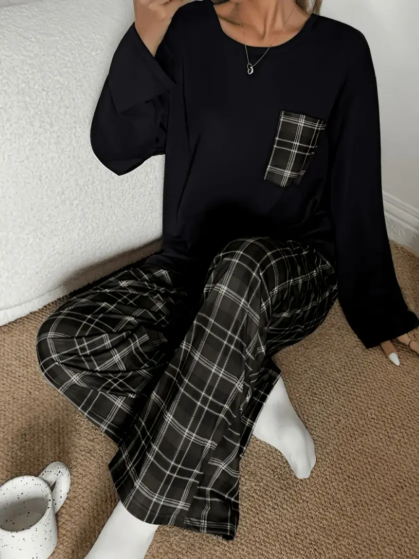 Women's Plaid Long Sleeve Pajama Set